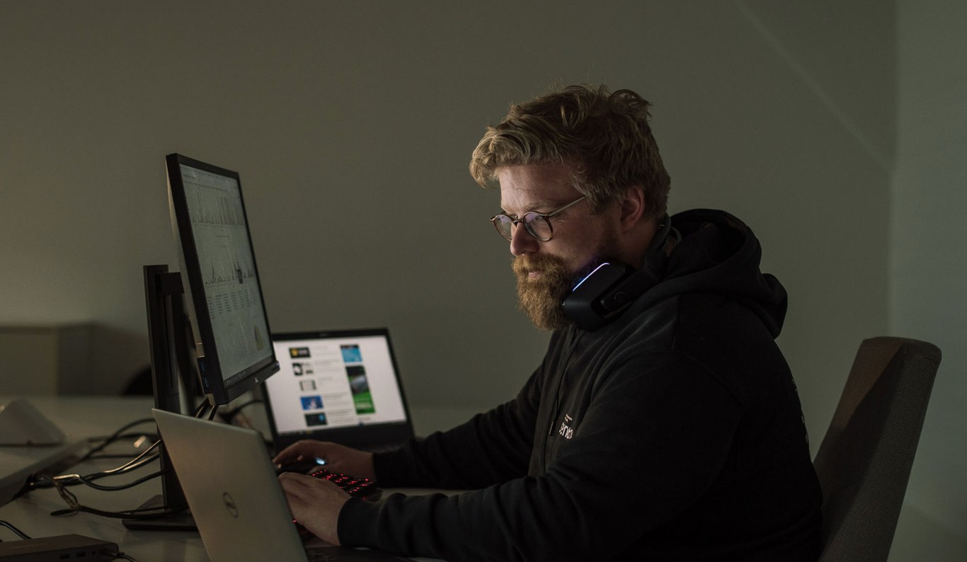 Möt en sentorian Mattias Mattsson SOCanalytiker och robotnörd